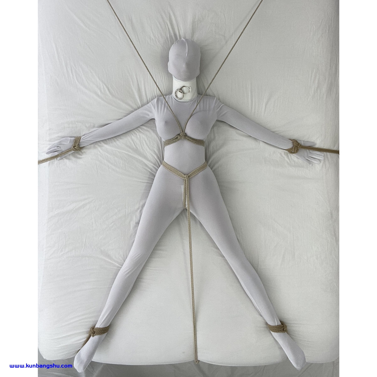 https://www.theduchy.com/wp-content/uploads/2019/11/Bed-Bondage.jpg