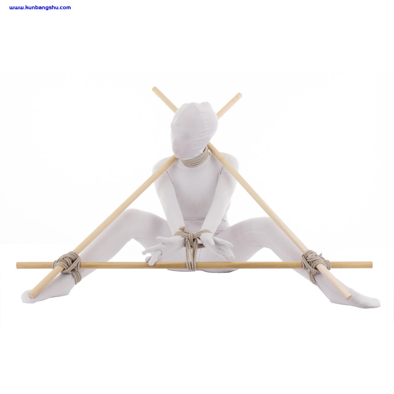 https://www.theduchy.com/wp-content/uploads/2020/08/Triangle-Frame-1.jpg